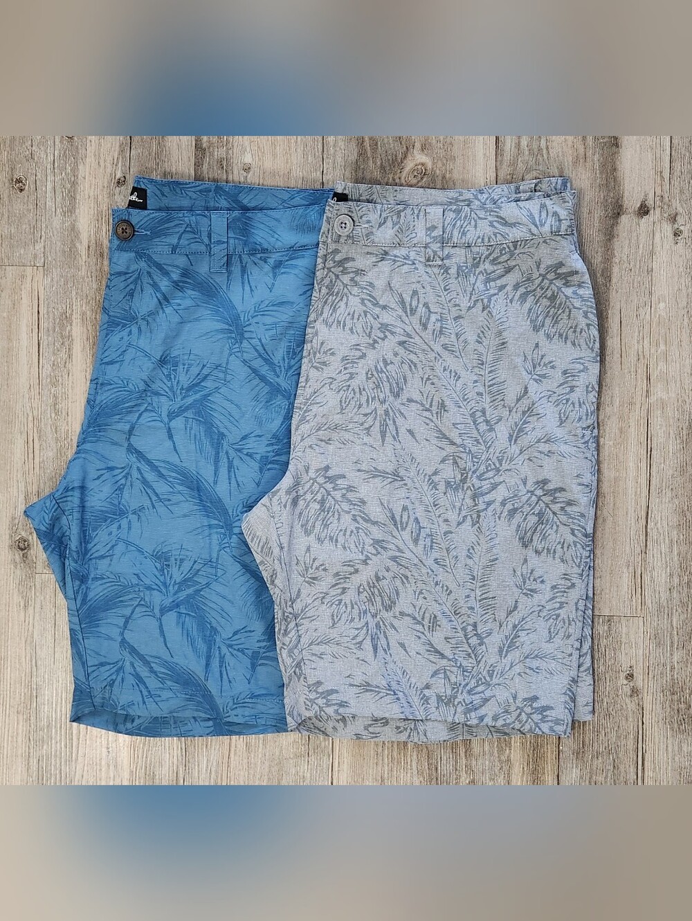 Travis Mathew Lot Of 2 Floral Golf Shorts Size 38 Blue and Gray Tropical